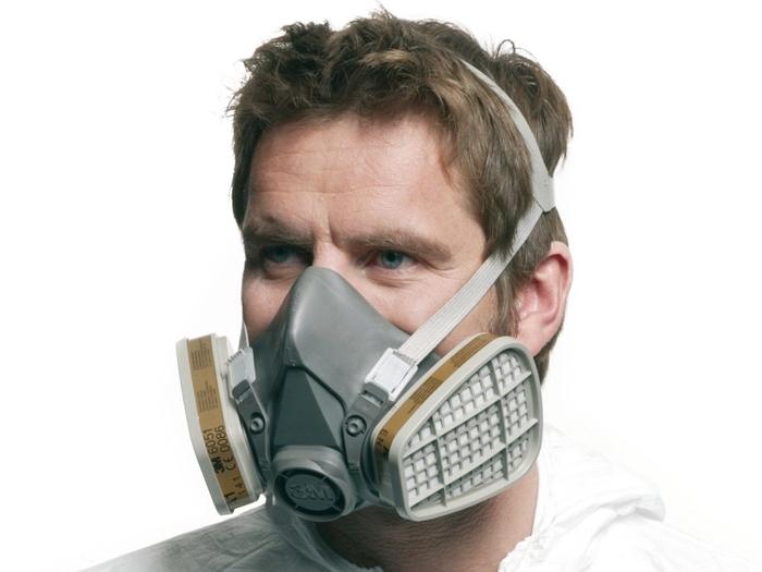 Masque complet de protection respiratoire bi-filtre avec système